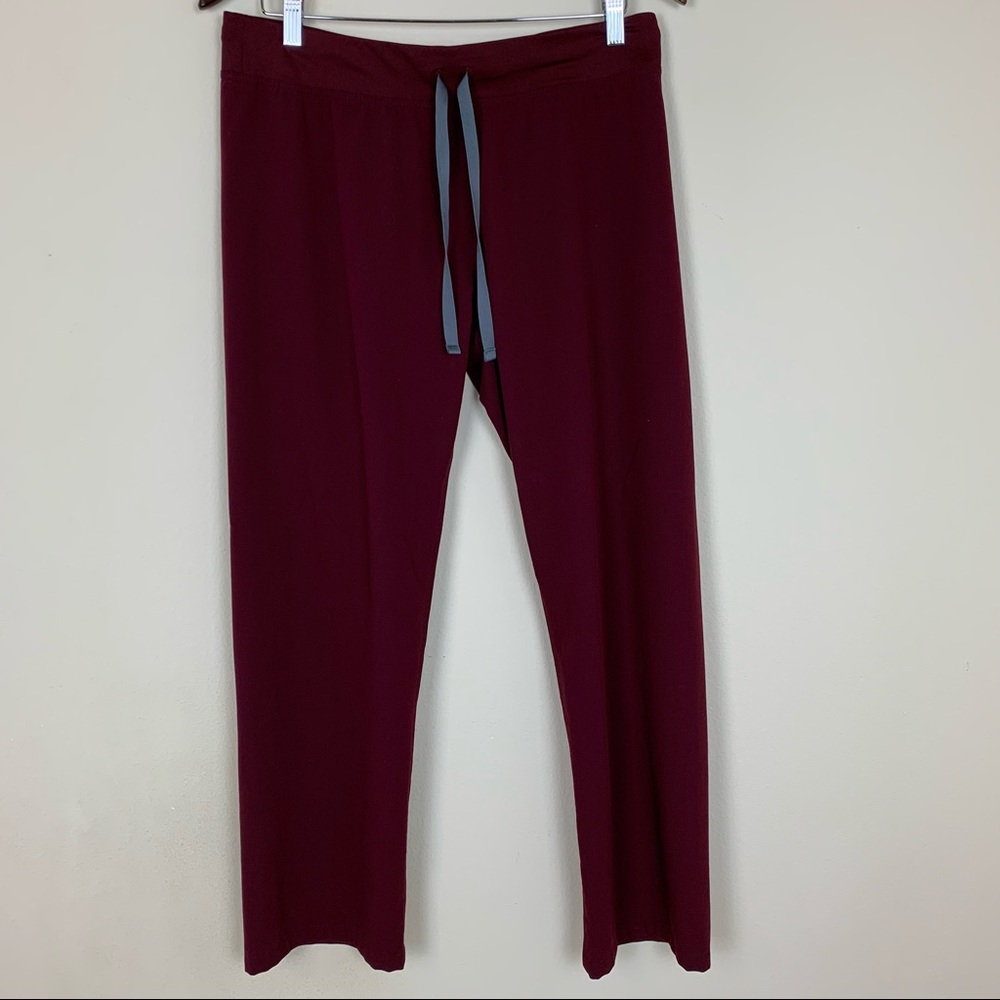 Figs Burgundy Scrub Pants Size Medium Petite